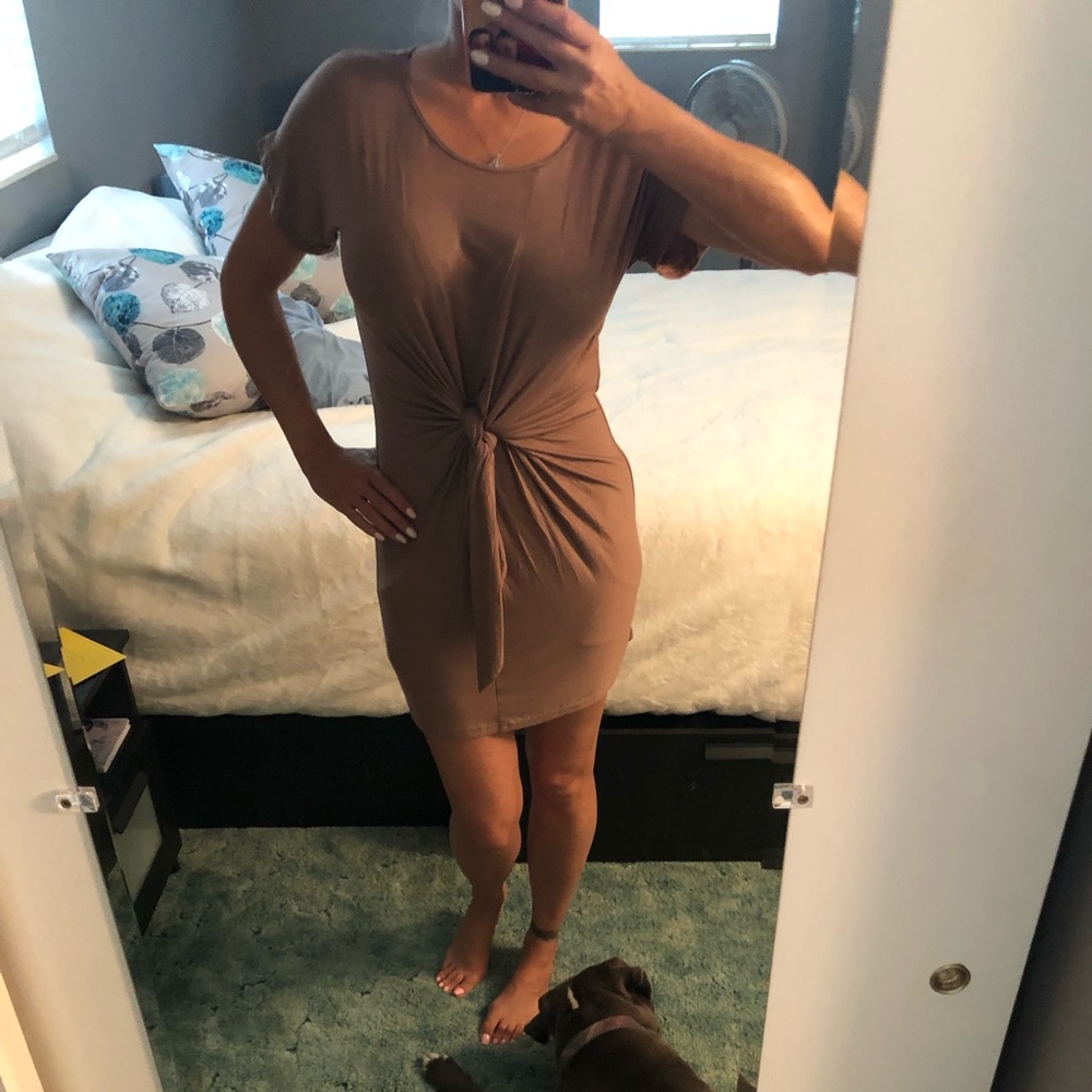 Yoins form fitting tie front dress size M